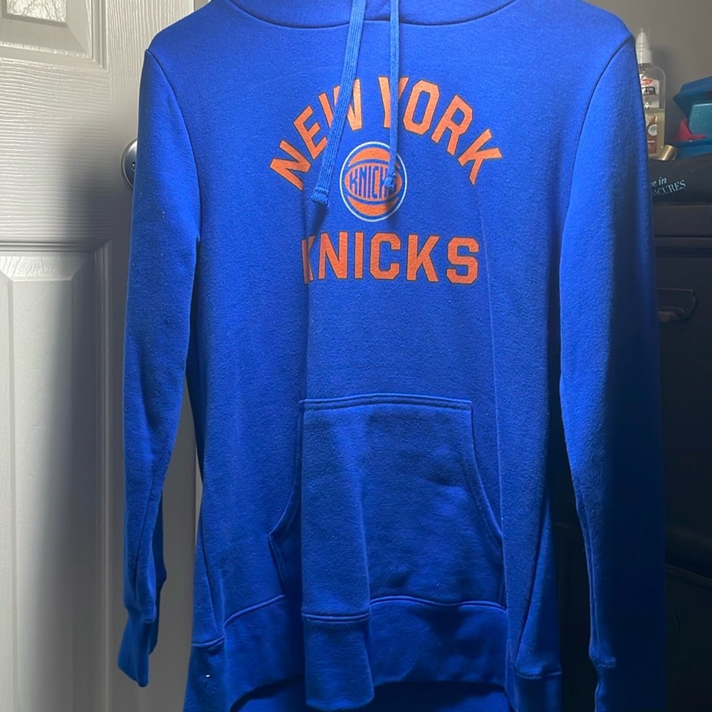 New York Knicks Women’s Overtime Pullover Hoodie